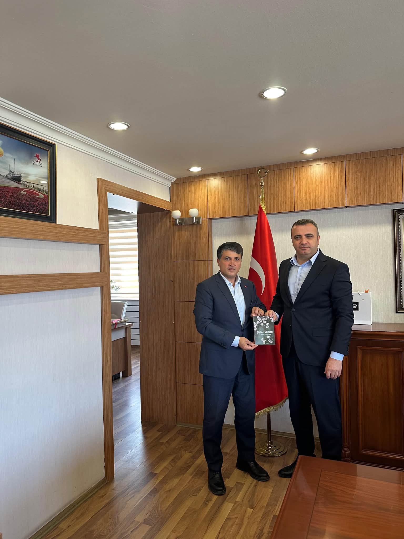 ANKARA & VEZİRKÖPRÜ PLATFORMU'NDAN VEZİRKÖPRÜ KAYMAKAMINA 'HAYIRLI OLSUN' ZİYARETİ..